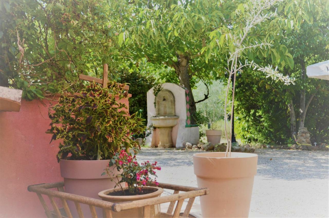 Domaine Hemmitage Apartment Salernes Exterior foto