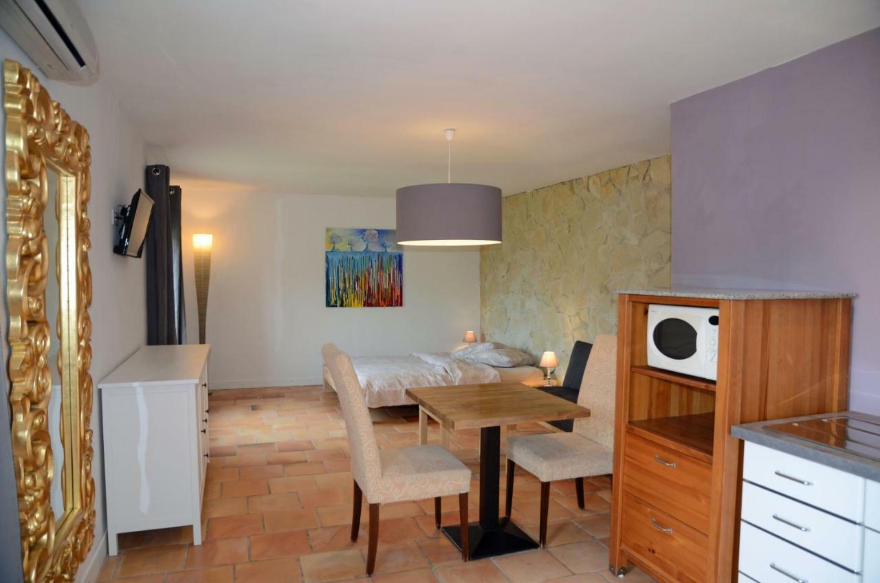 Domaine Hemmitage Apartment Salernes Exterior foto