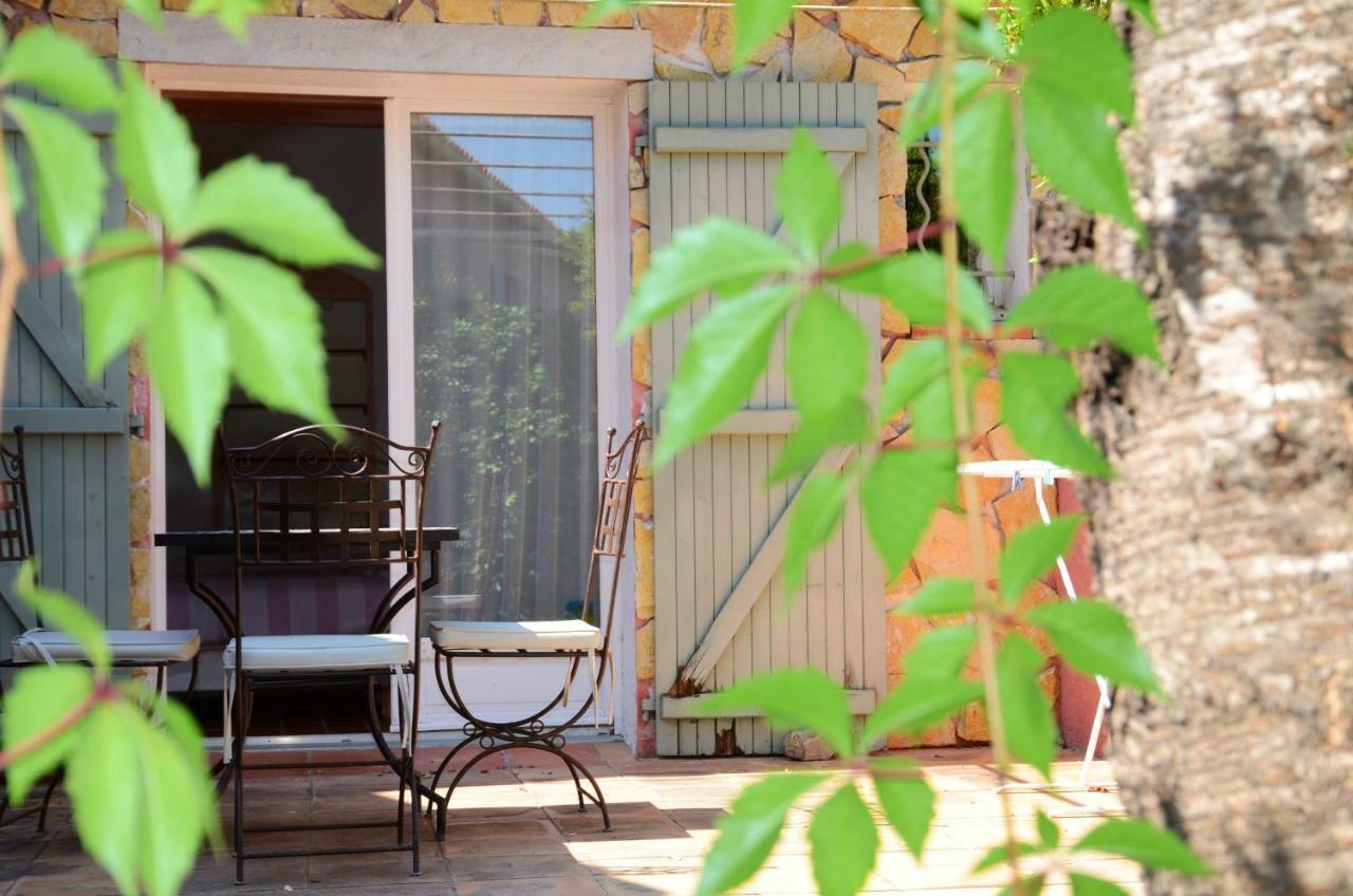 Domaine Hemmitage Apartment Salernes Exterior foto