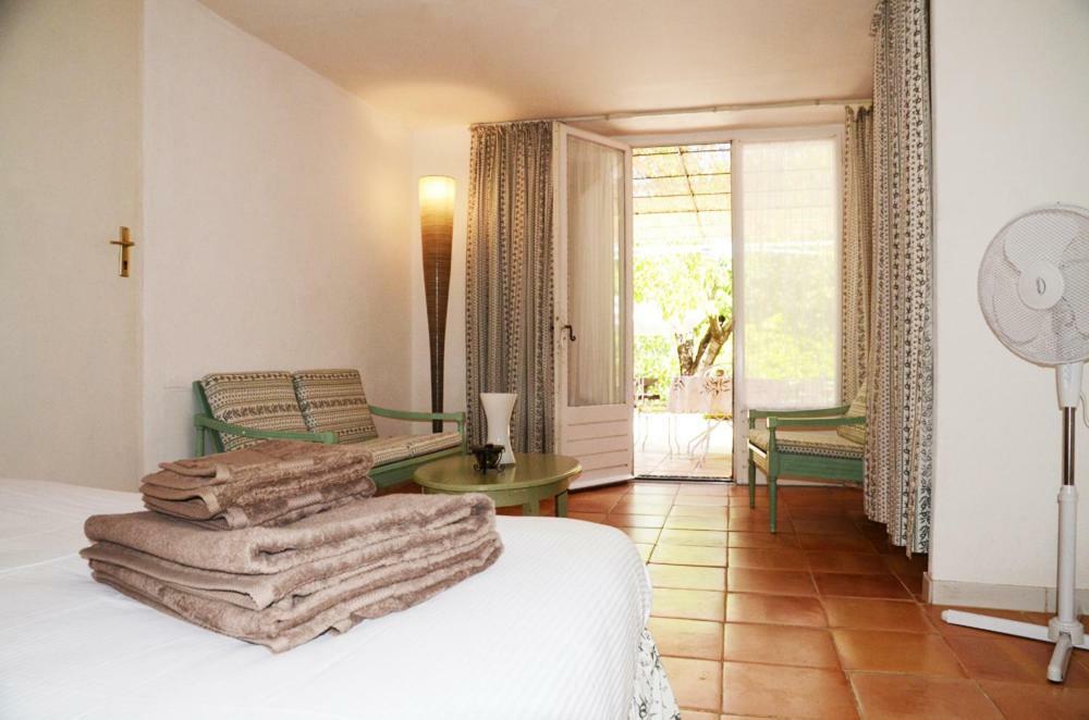 Domaine Hemmitage Apartment Salernes Exterior foto
